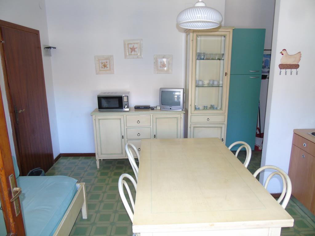 Condominio Ginestra 리그나노 사비아도로 객실 사진